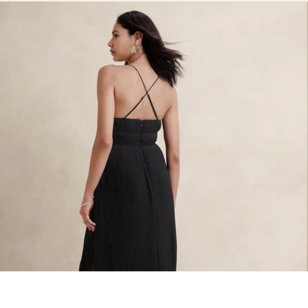 Banana Republic Black Pleated Midi Dress